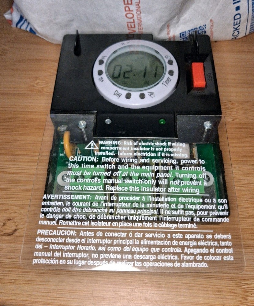 GE 7-Day Digital Pool Timer Switch, 2HP 40A Load Capacity, Outdoor NEMA...