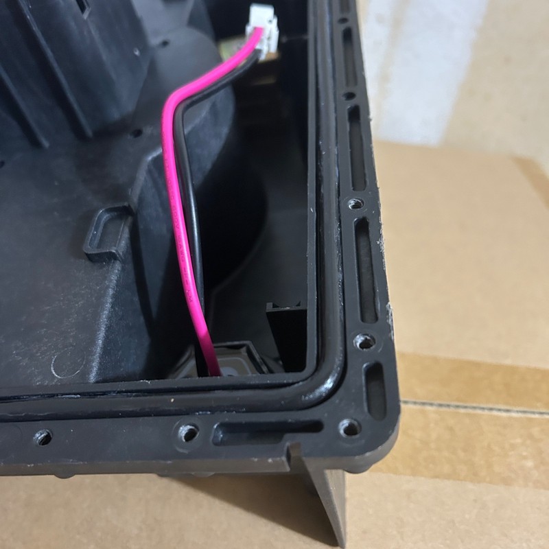 Inner Frame Chassis Housing for WYBOT C2 Cordless Robotic Pool Vacuum Cleaner gallery