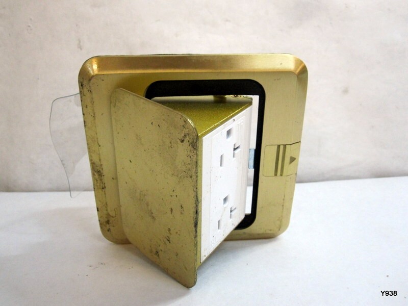 Pop-Up Floor Sockets, Pop Up Floor Outlet Sockets 20amp DOESN'T hold down gallery