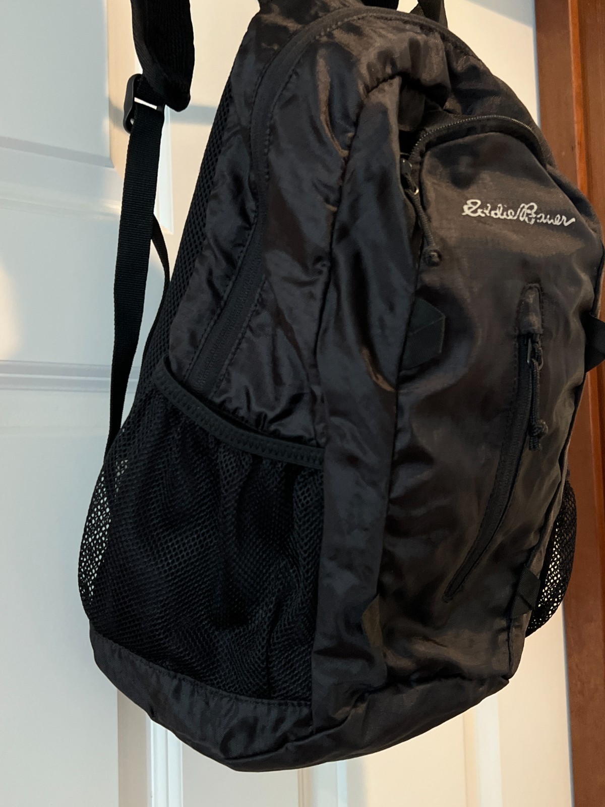 Eddie Bauer Lightweight Packable Backpack – Black 2