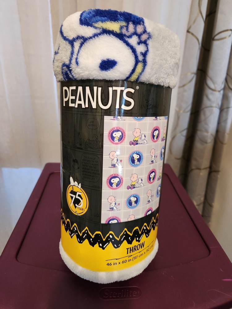 Peanuts Snoopy 75th Anniversary Throw Blanket 46"x60" Polyester Comfort&Security