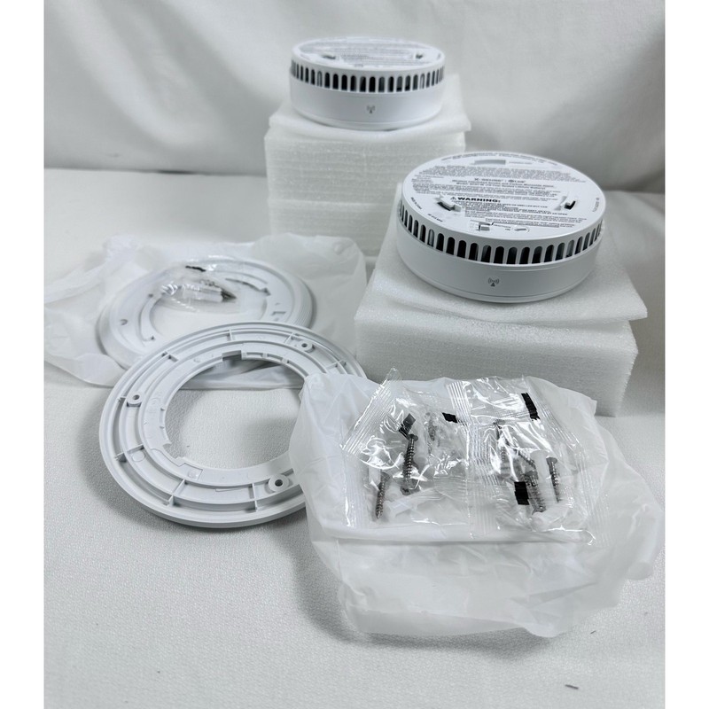 X-Sense Wireless Interconnected Combo Smoke/CO2 Detector 2-pack 10 yr Battery gallery