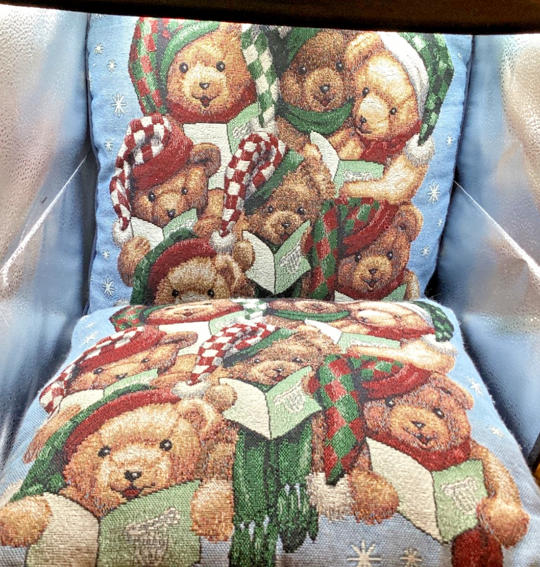 AMERICAN WEAVERS TEDDY BEAR WINTER SEASON Christmas Tapestry Pillow 15x15 p2 gallery
