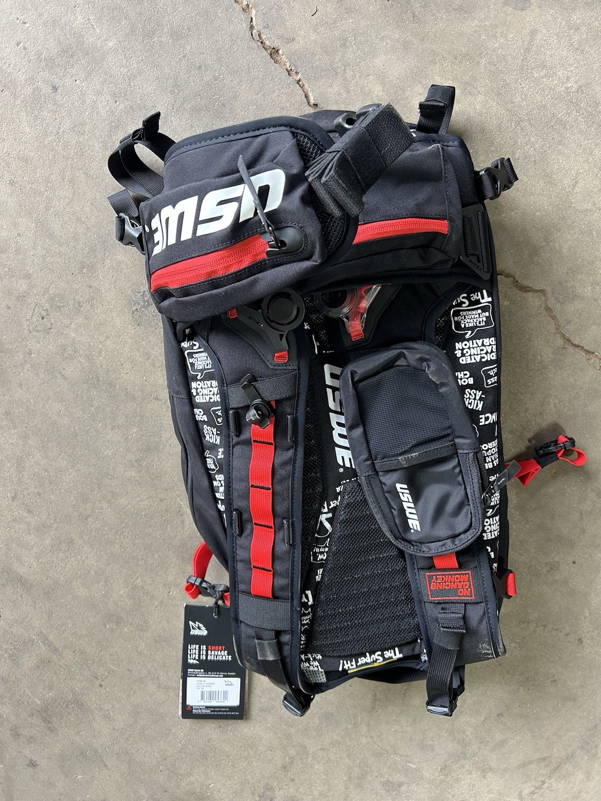 Uswe Core 25 Black And Red Backpack 3