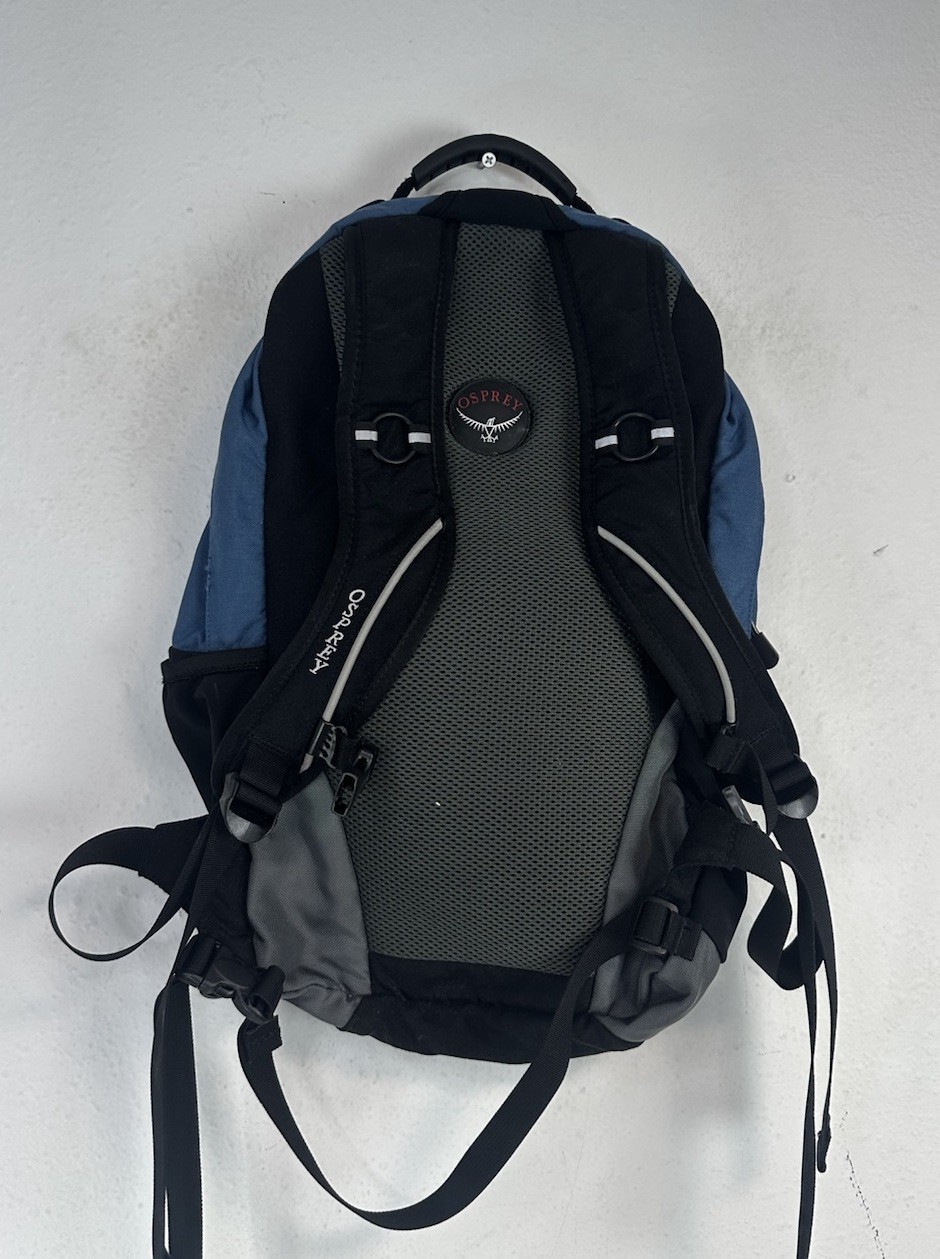 Osprey Flyte Black And Blue Backpack 4