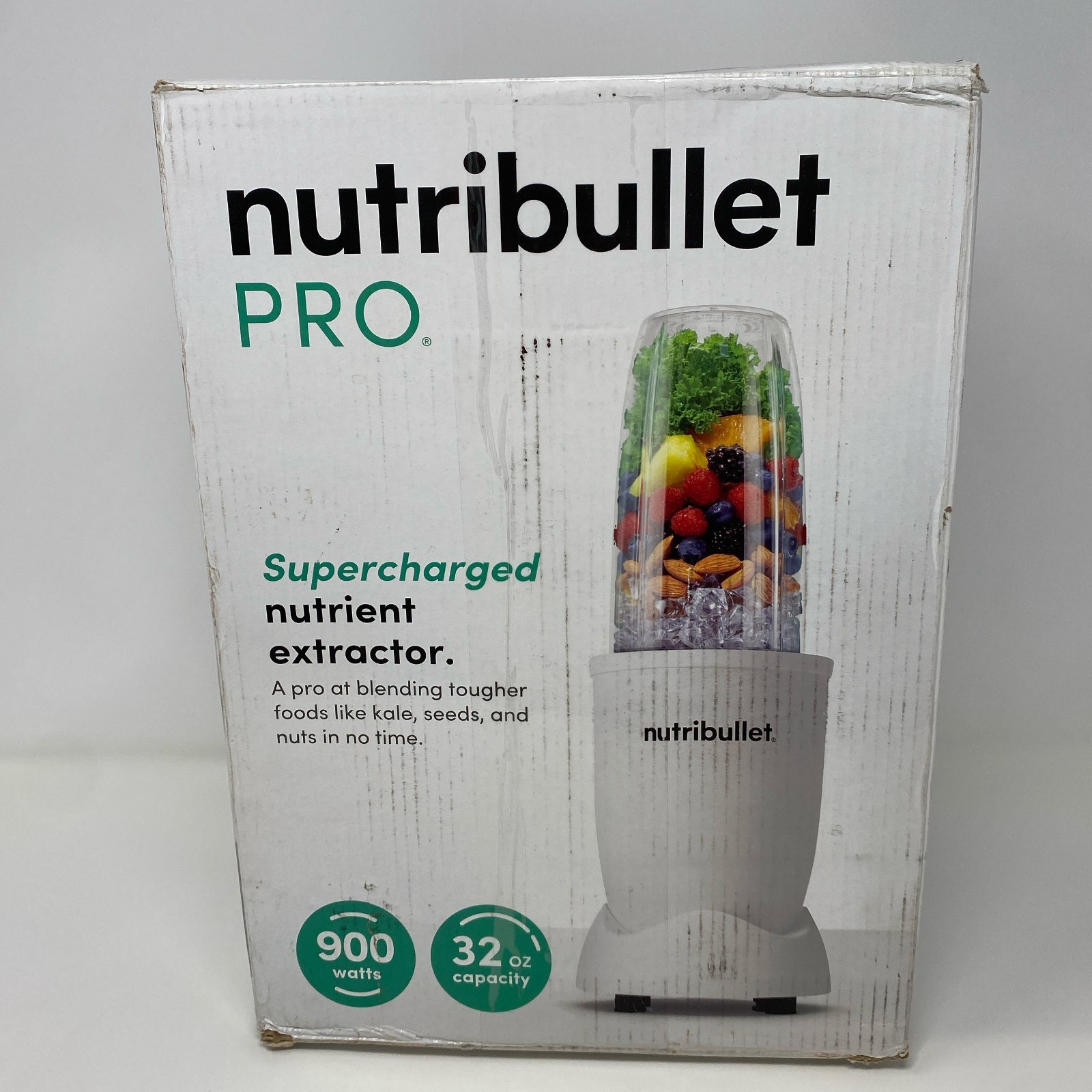 NutriBullet Pro 900 Blender Matte White NB9-0901AW 32/24oz Cups gallery