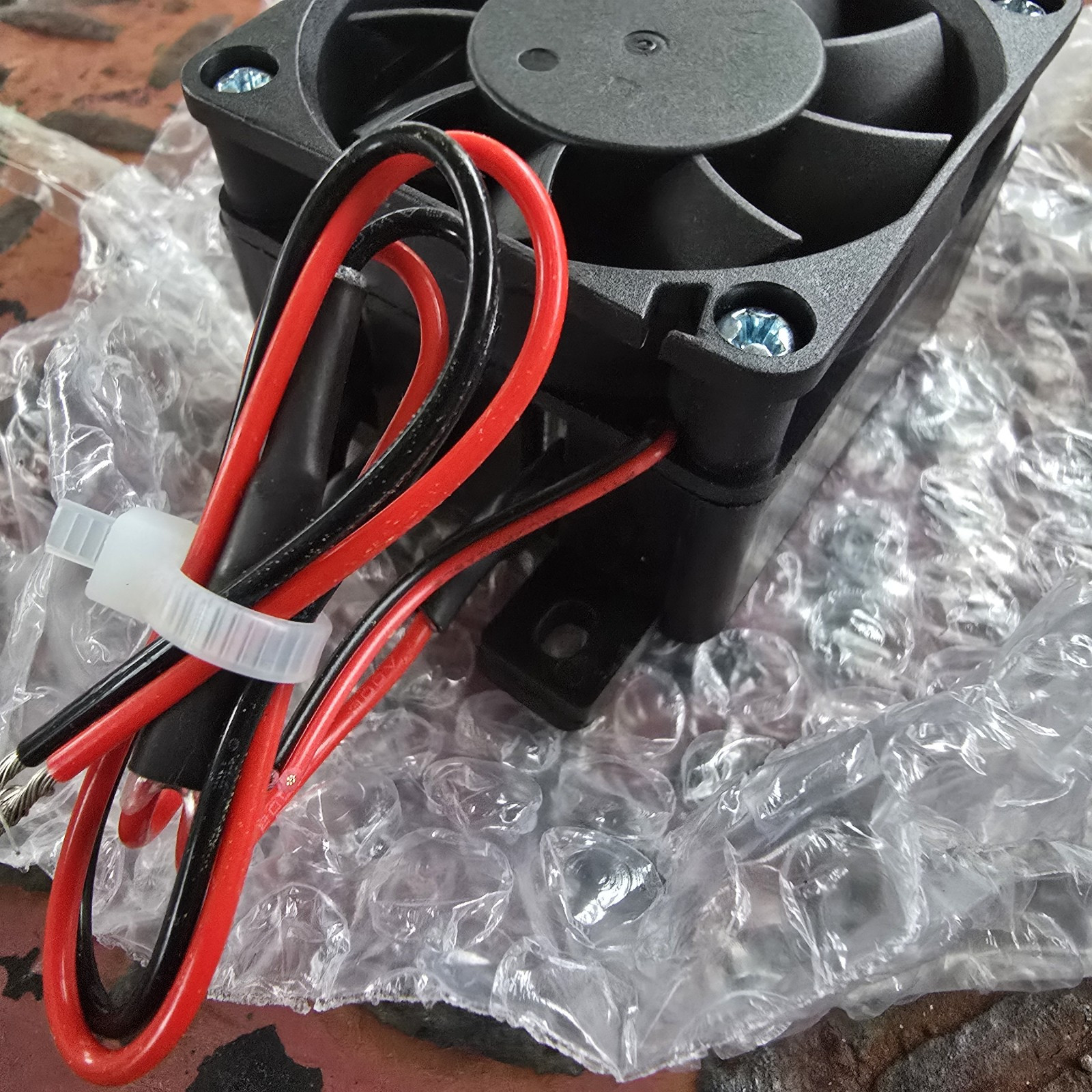 Constant Temp PTC Fan Car Heater Small Space Heating Incubator Air Heaters gallery