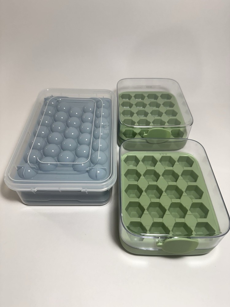 Silicone & Plastic Mini Ice Cube Tray Mold Sets Press Release Pop Out Ice Cubes