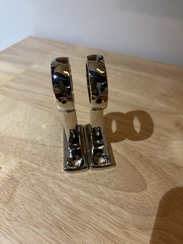 RH Classic Collection Rod Brackets Pair 1.25 ID, Polished Nickel Open Box gallery