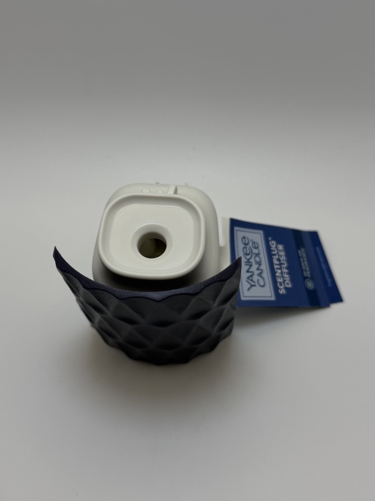 Yankee Candle ScentPlug Base Diffuser Purple Plug In Air Freshener 30 Days gallery