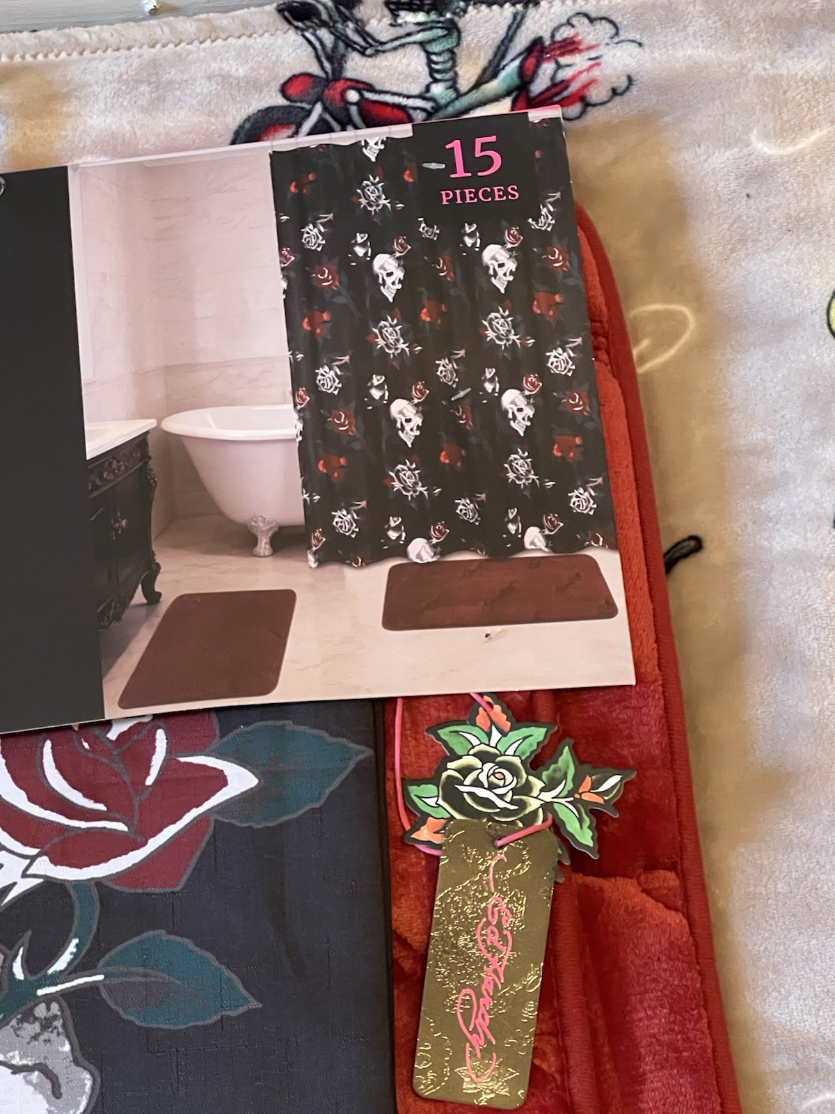 Ed Hardy 15pc Shower Curtain Set With Rugs Red&black Skull Roses Embossed New gallery