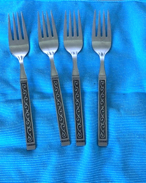 4 - Oneida 1881 Rogers Spanish Court Stainless Steel 7-1/4" Dinner Forks VGUC gallery