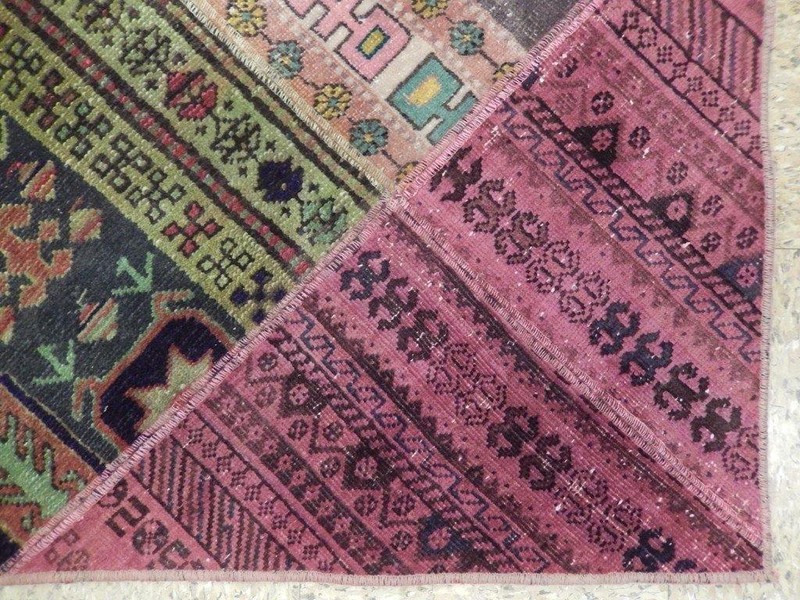 4x6' Red Antique Traditional Patchwork Rug 22151 gallery