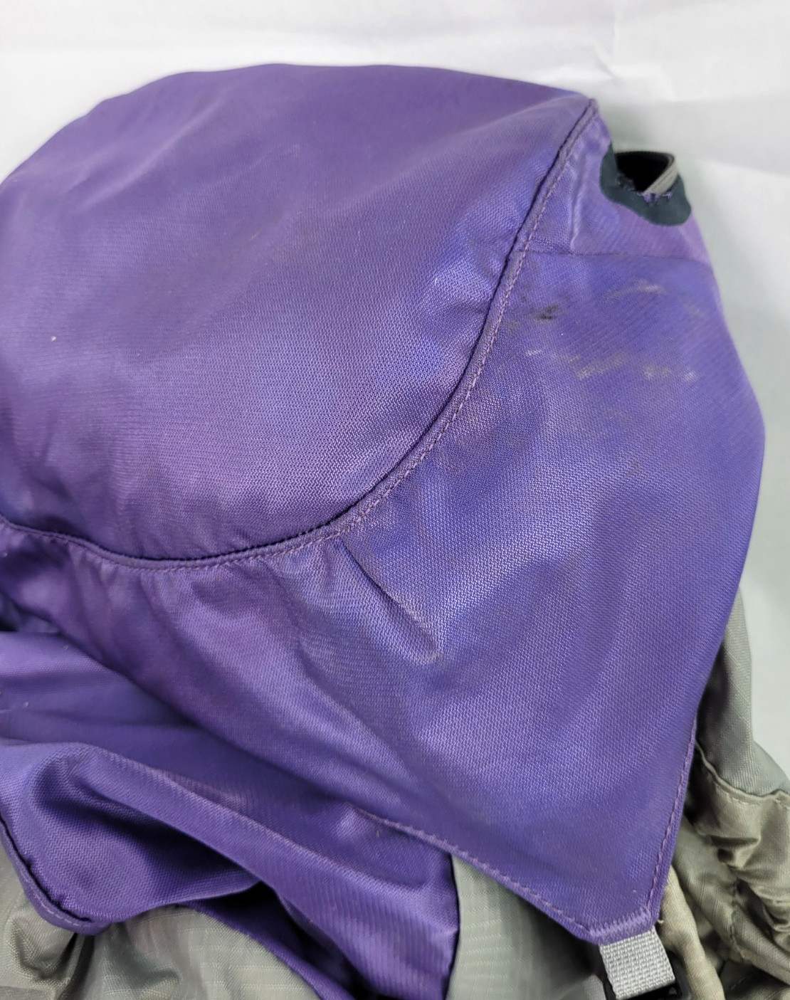 GoLite Quest High-Quality Ultralight Internal Frame Backpack (Medium) - Purple 2