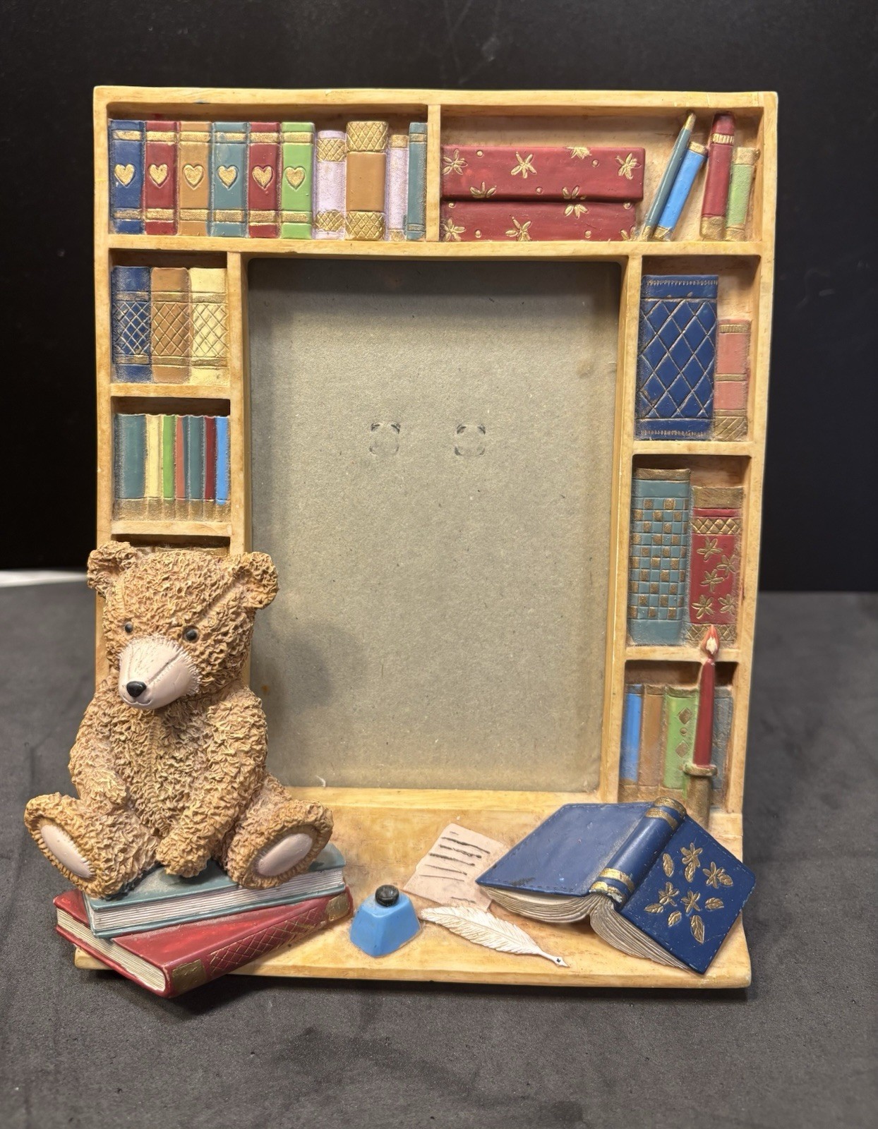 Shudehill Photo Picture Frame 3D Teddy Bear on a Bookcase - Free Standing gallery