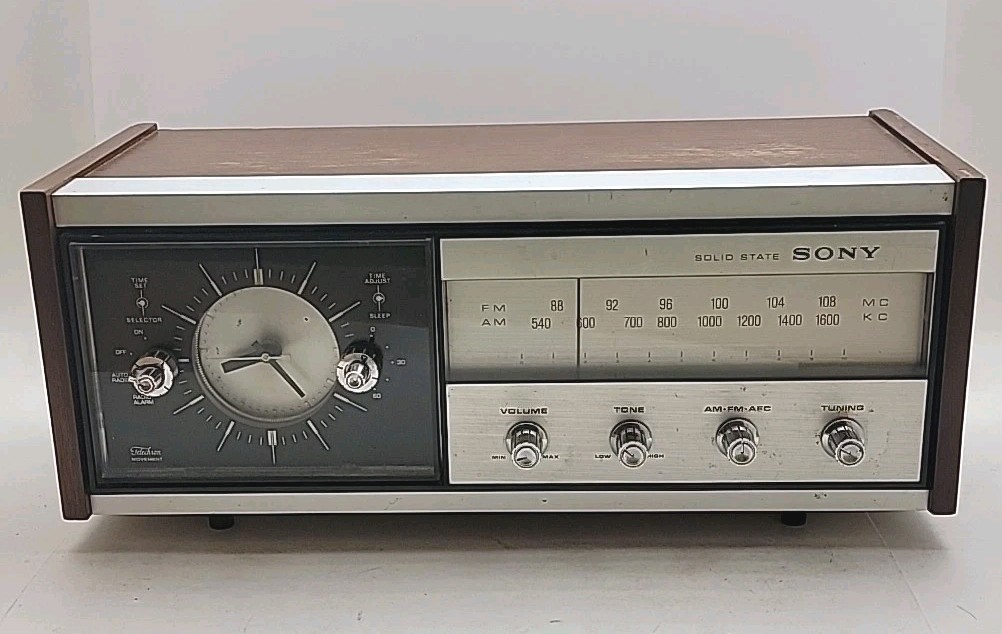 Sony Solid-State AM-FM Clock Radio Alarm Model 8FC-65W Telechron Tested Works gallery