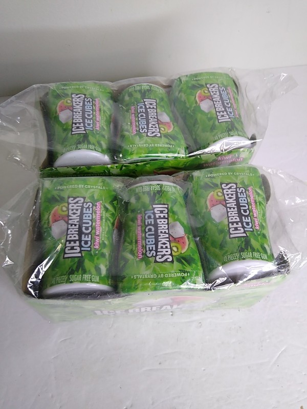 2x Ice Breakers Ice Cubes Sugar Free Chewing Gum Xylitol Kiwi Watermelon 6 Pack gallery