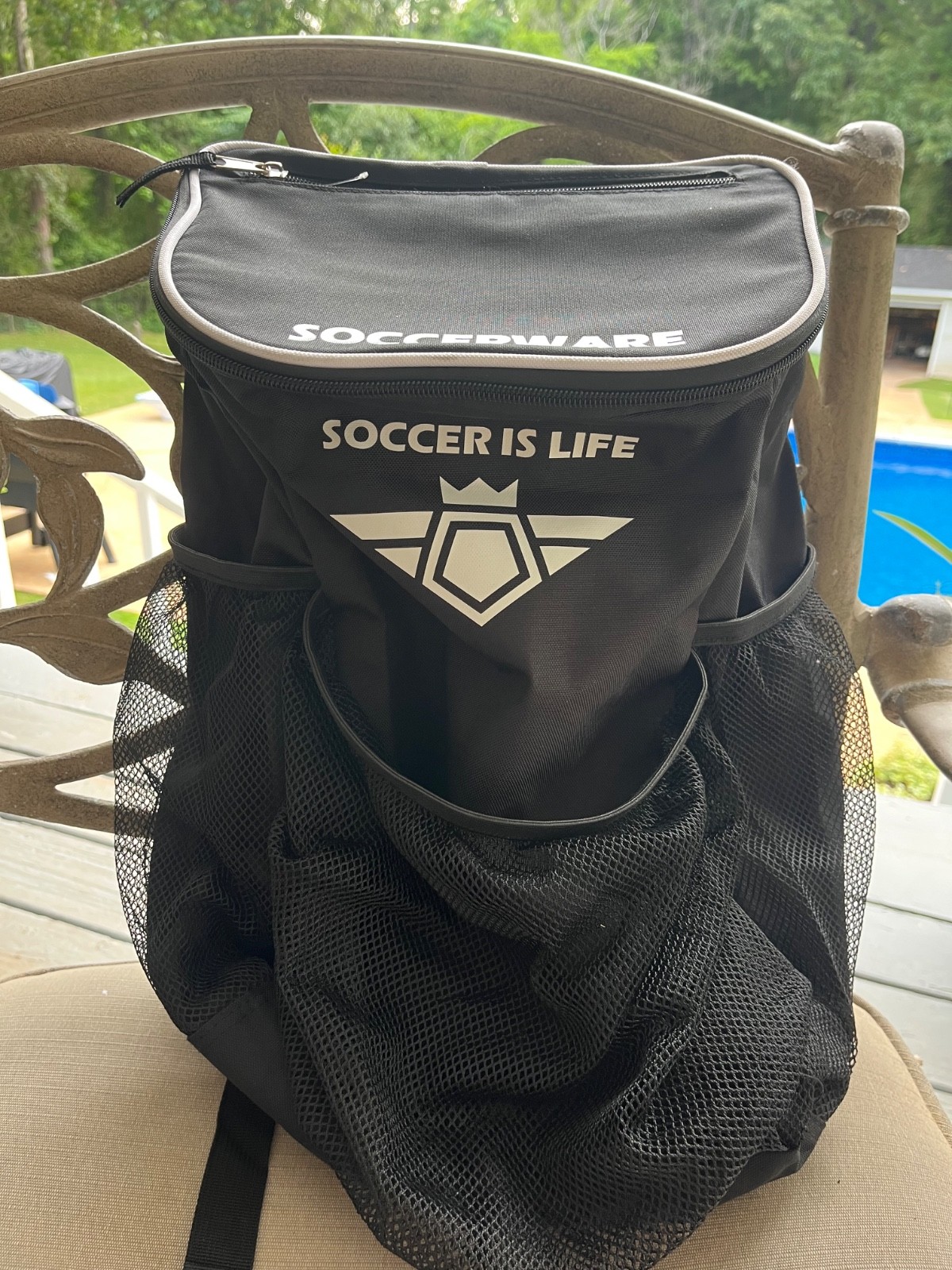 Soccerware black back pack excellent condition! Many pockets!