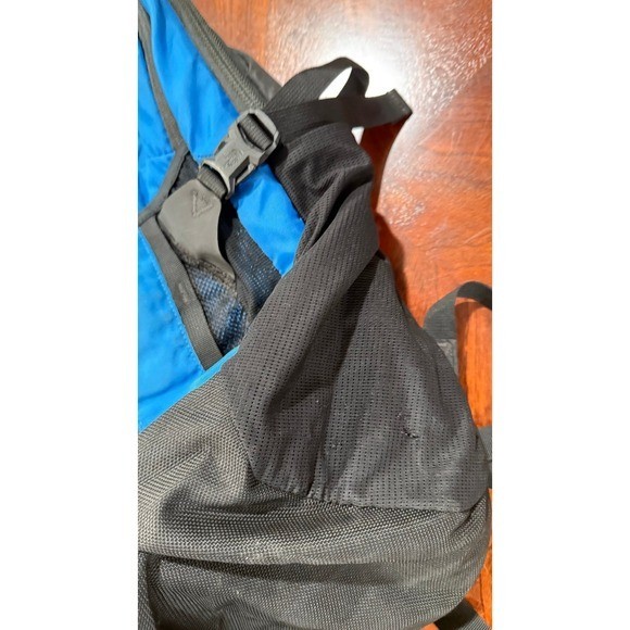 The North Face Recon 30L blue black Backpack 3
