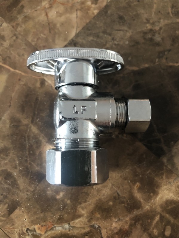 Keeney Brass 1/2-in Compression x 3/8-in Compression Quarter Turn Angle Valve gallery