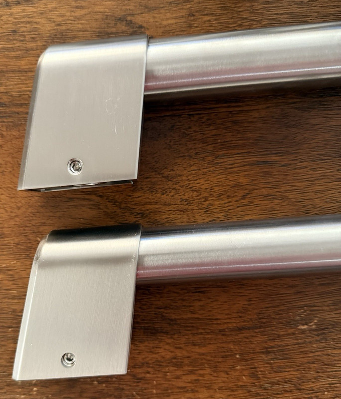 CAFÉ Front Control Gas Knobs (CGU366P3T2D1) & Handles - Brushed Stainless gallery