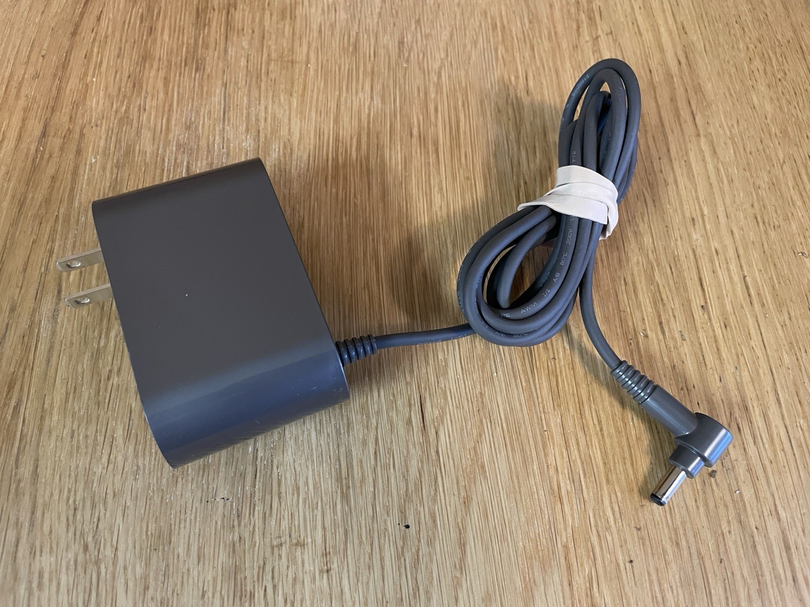Genuine Dyson 351103-02 AC Adapter Battery Charger V12 Detect gallery