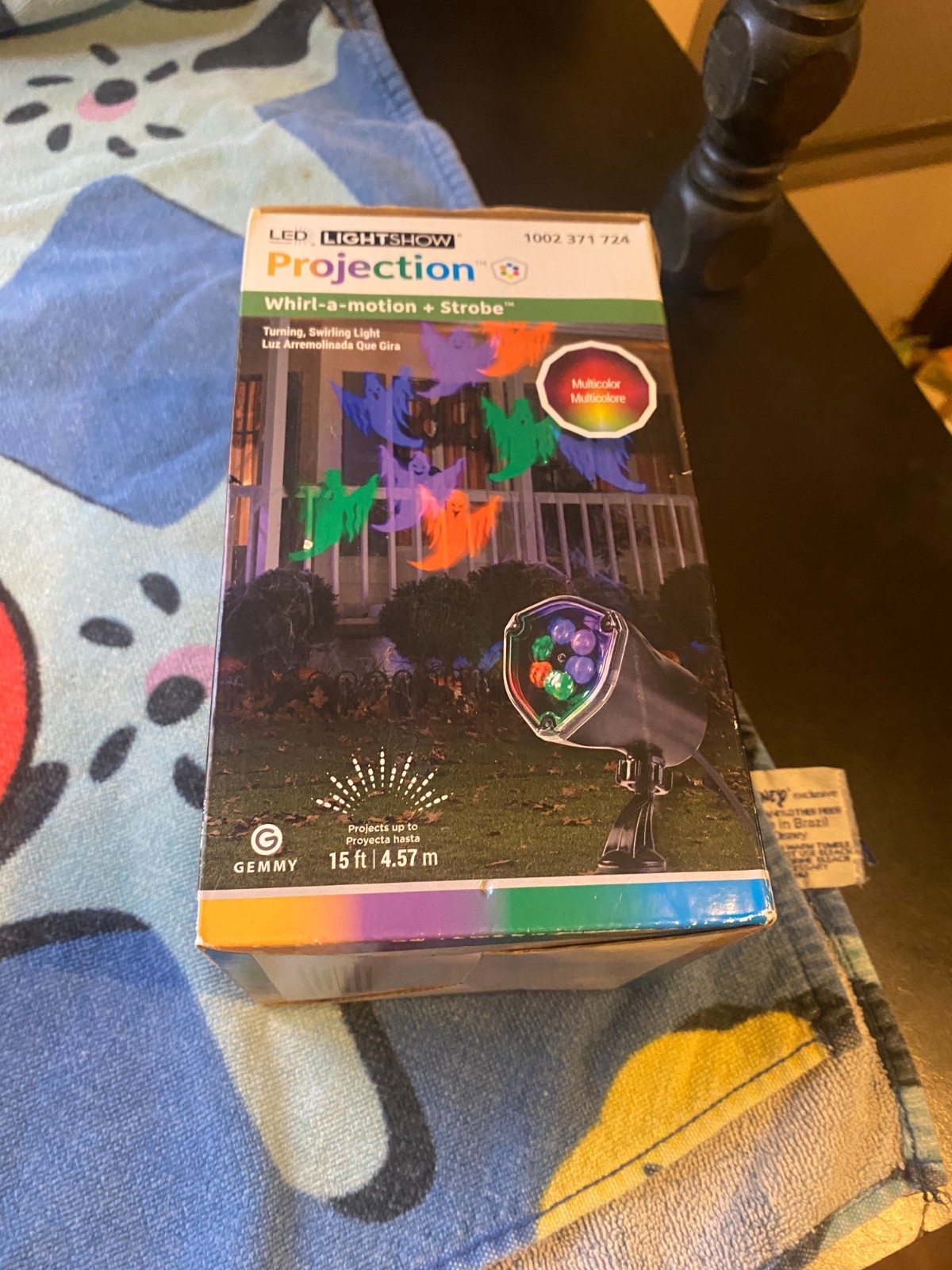 Gemmy LED Lightshow Projection Kaleidoscope Turning/Swirling Multi-Color 20ft gallery