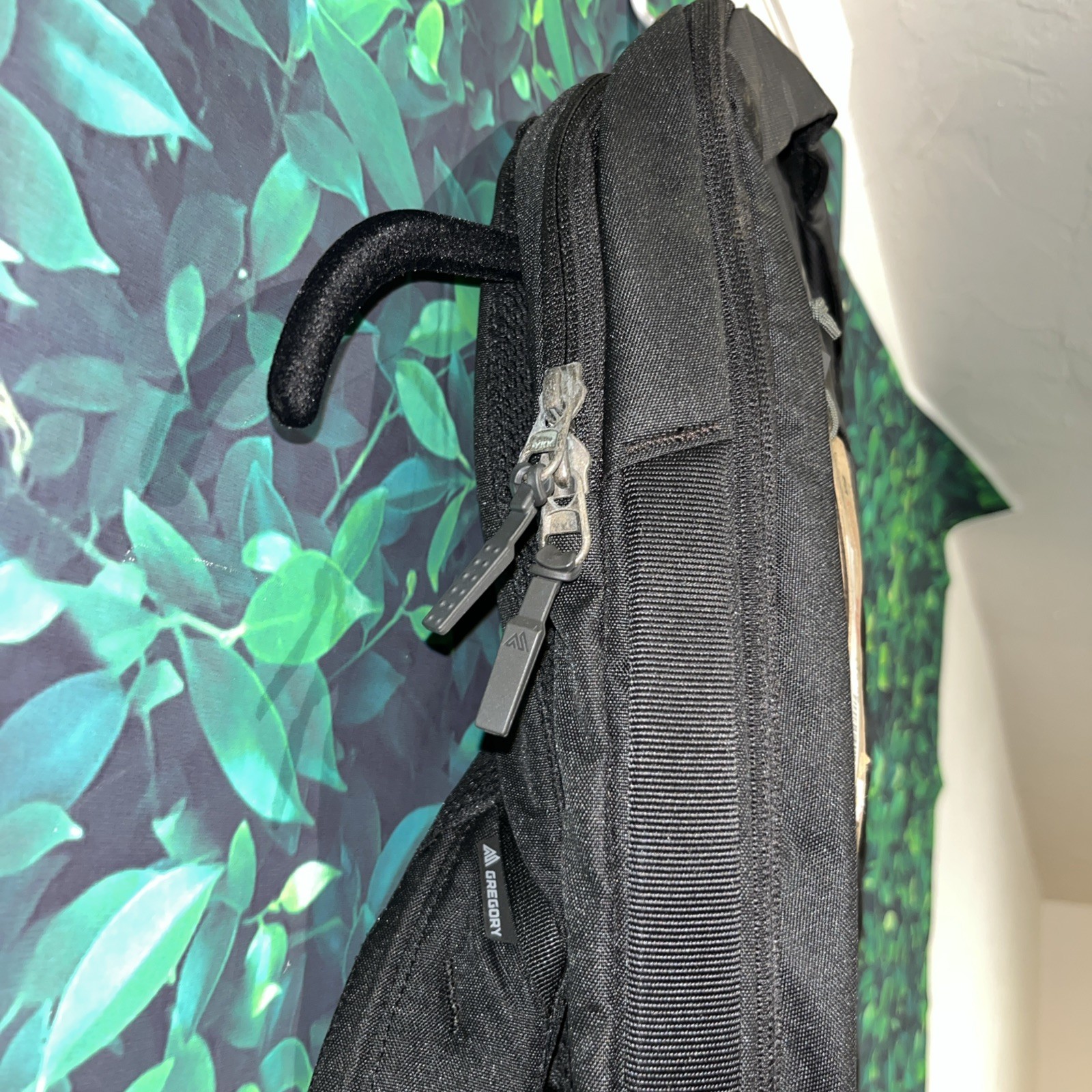 Gregory Black Border 18 Backpack with Defects 5