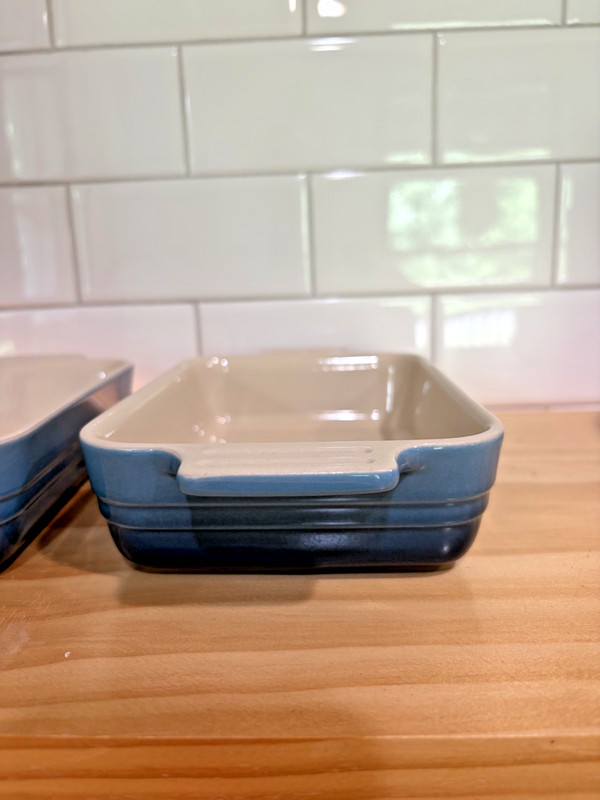 Le Creuset Stoneware Small Rectangular Baking Dishes 18cm Set of 2 ~ MARINE NWT gallery