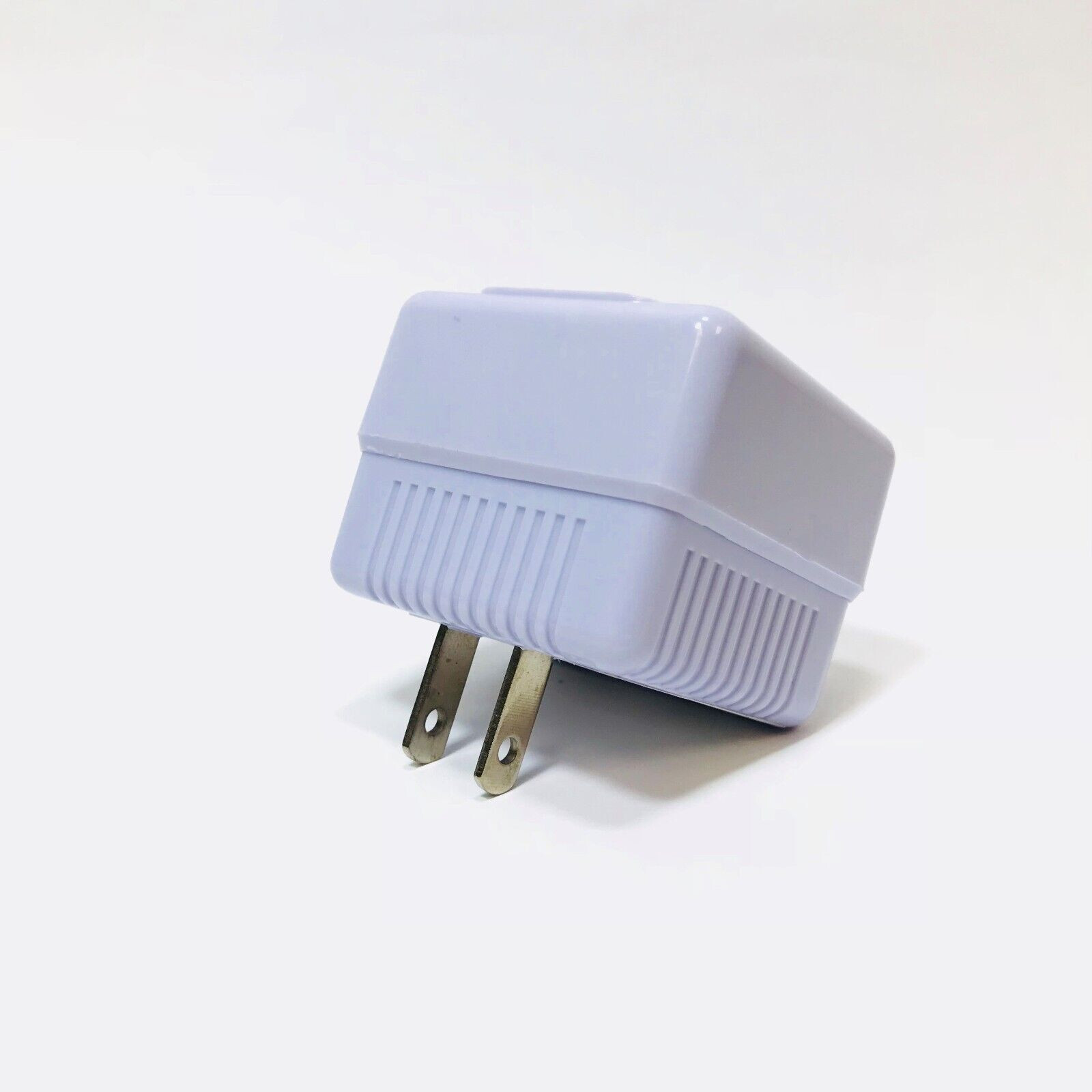 50 Watt Reverse Step Up Voltage Converter 110 to 220 Volt 110V 220V 50W Max gallery