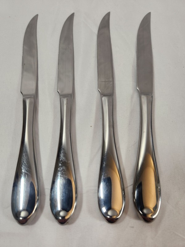 Gorham Studio Steak Knives 4-pc Serving Set Thailand Stainless Steel 18/10 Gloss gallery