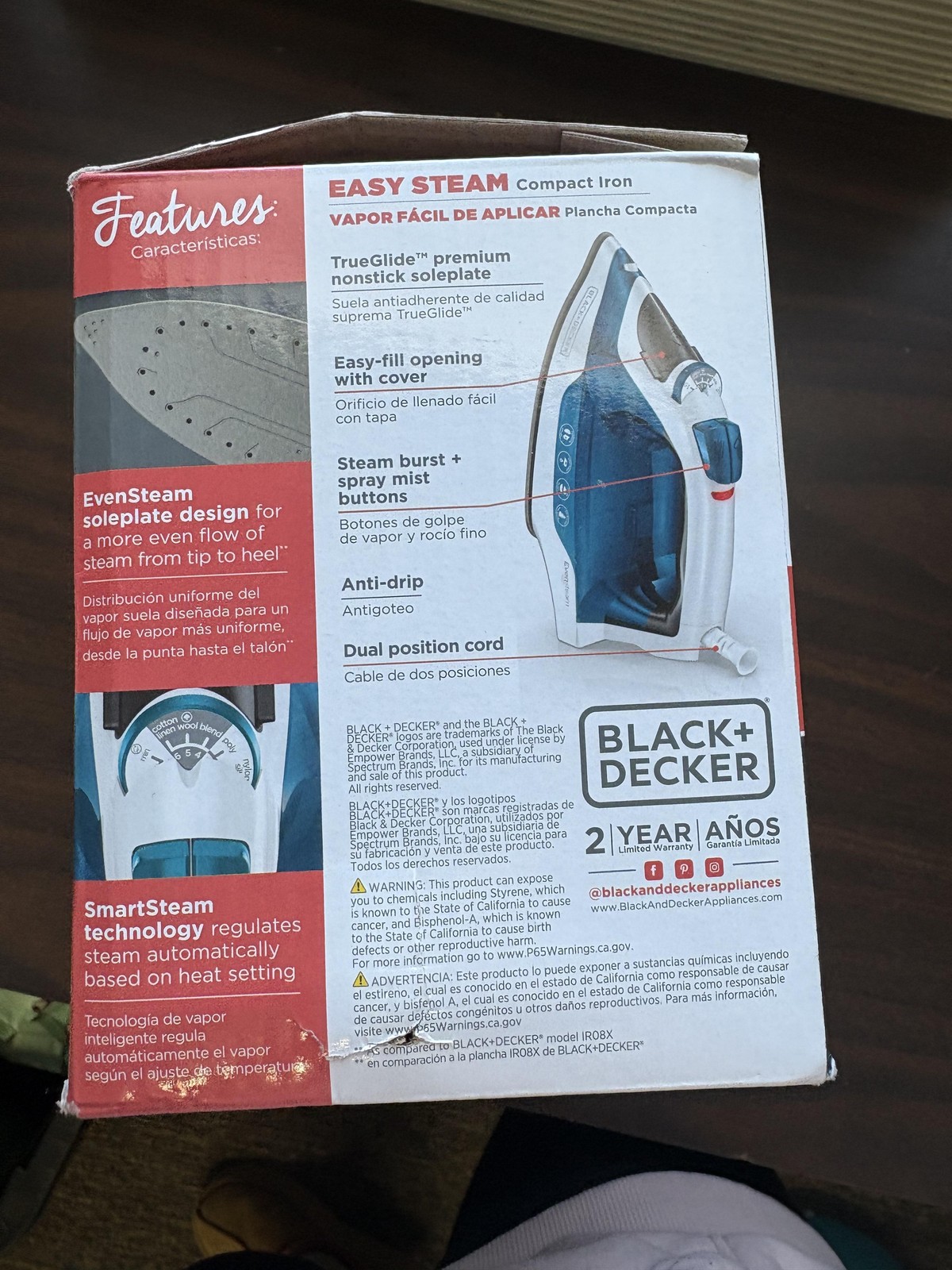 BLACK+DECKER Easy Steam Compact Iron IR06V TrueGlide Nonstick 1200W SmartSteam gallery