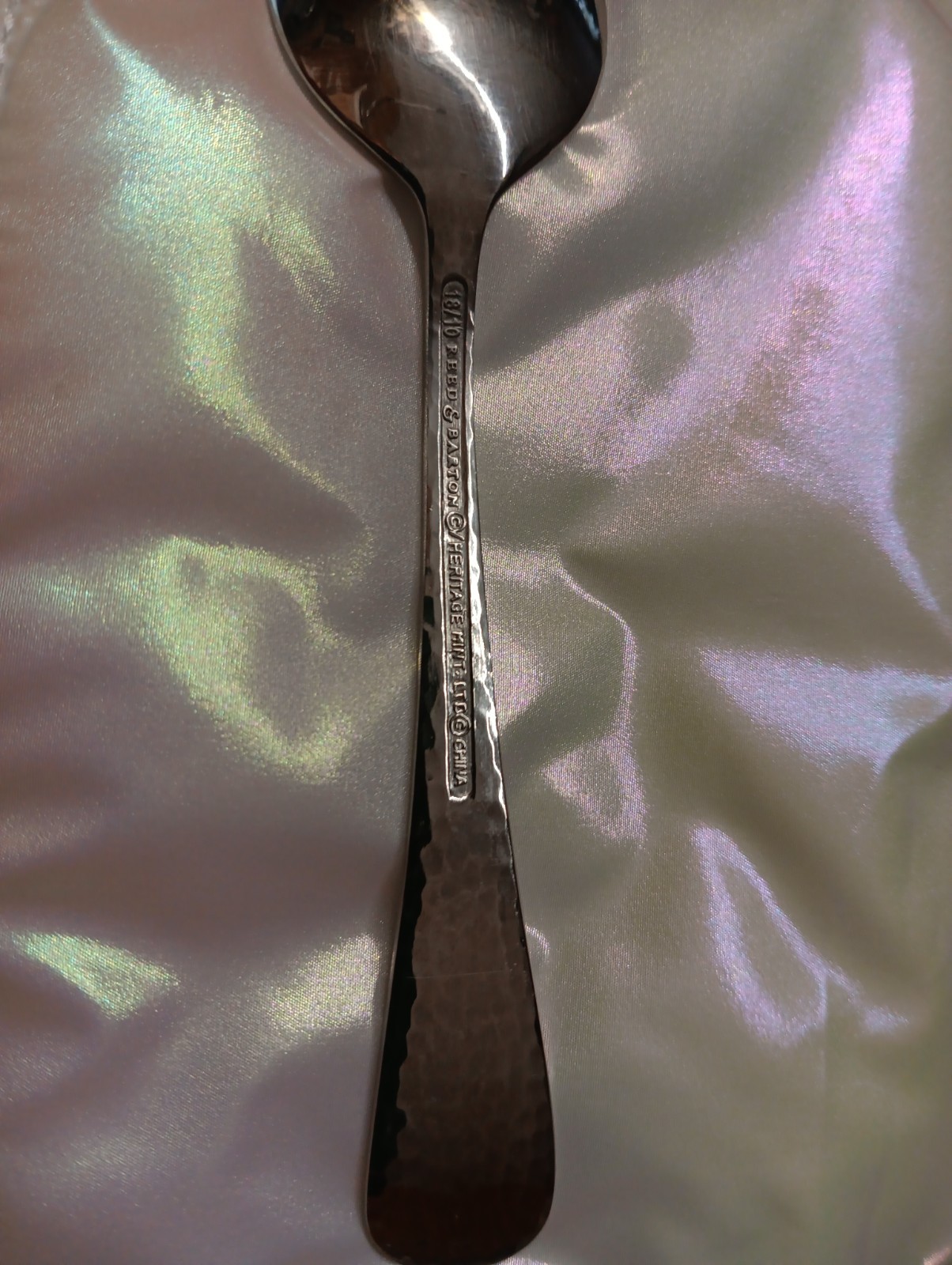 4 Reed & Barton Heritage Mint Olde English Hammered TEASPOONS Stainless Glossy gallery