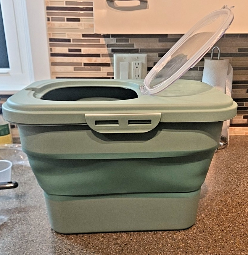 Dog Food Storage Container Collapsible Food Storage Containers w/ Wheels & Scoop gallery