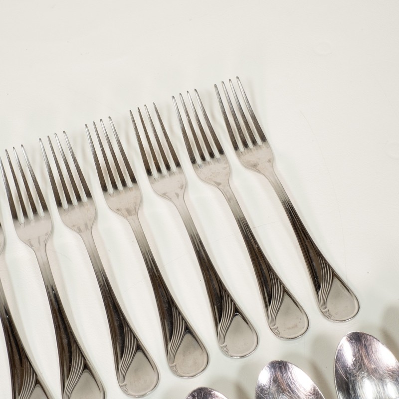 Mafil Vanstahl Unknown Pattern Stainless Steel Flatware Set of 35 Portugal gallery