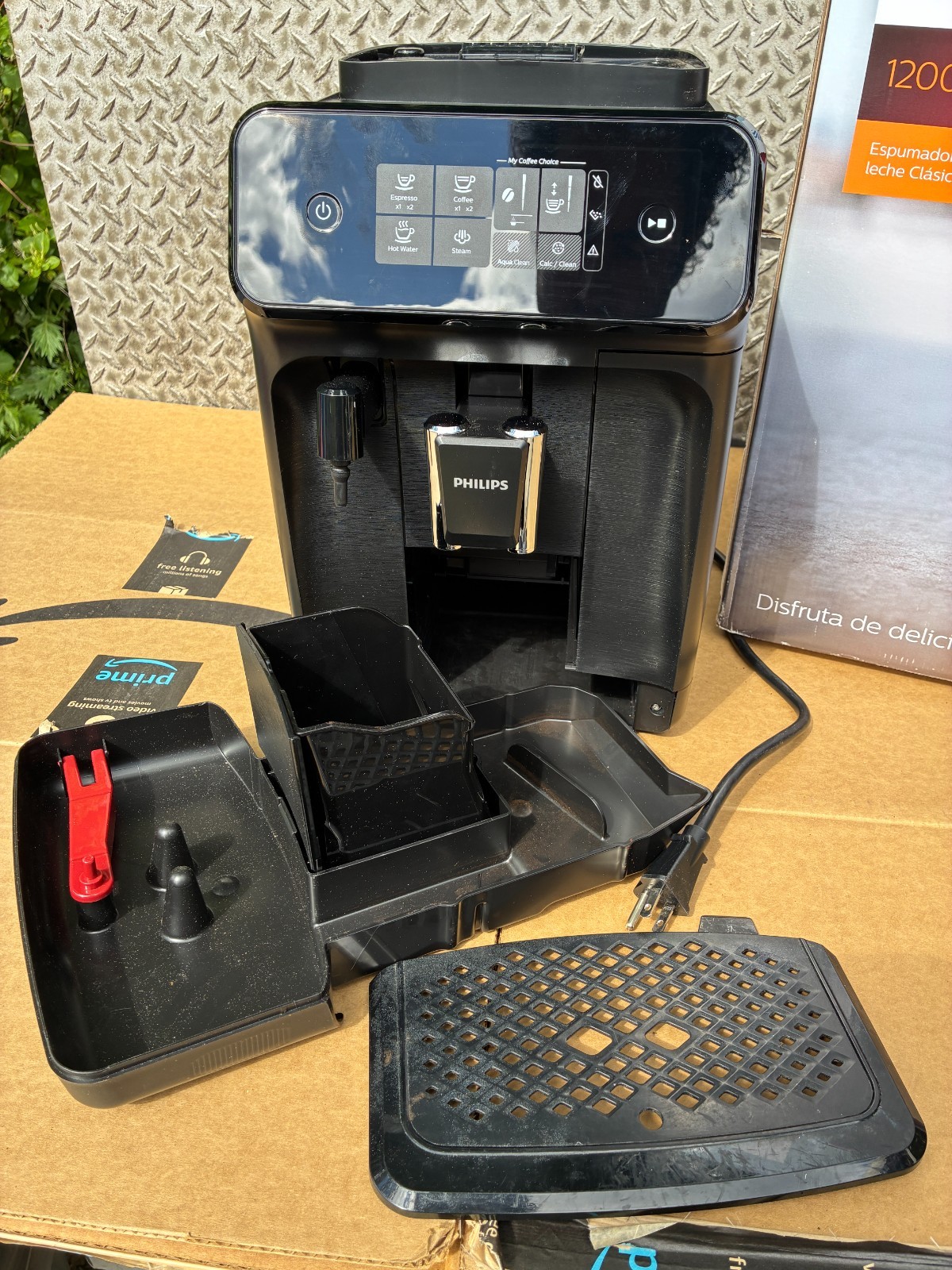 Philips 1200 Series Fully Automatic Espresso Machine Milk Frother gallery