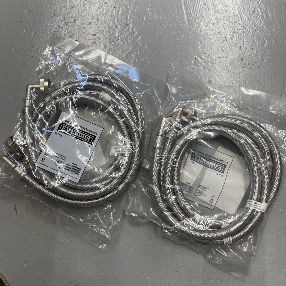 (2) Everbilt 4 ft. Polymer Coated Stainless Steel Washing Machine Connectors S33