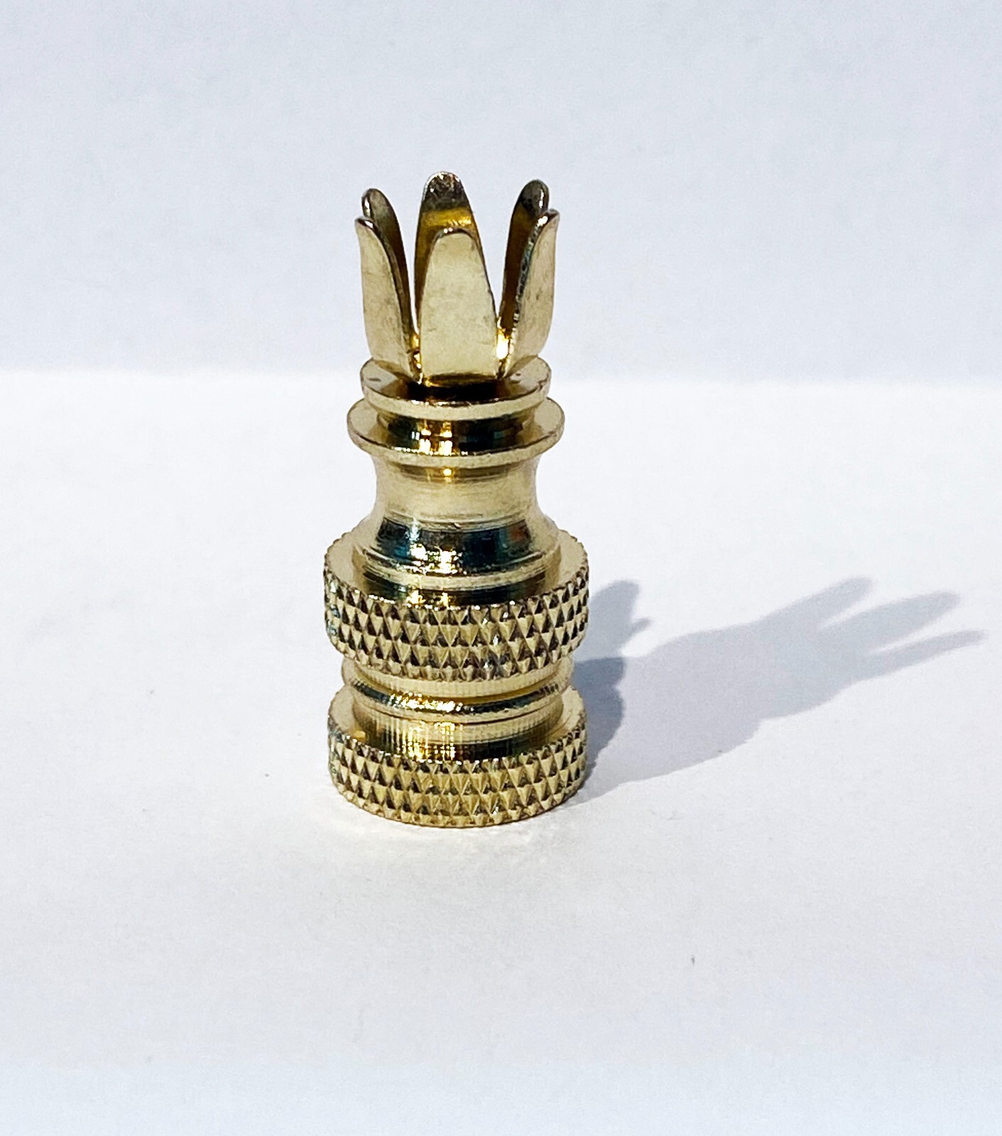 DIY~ POLISHED BRASS FINISH, 6-PRONG LAMP SHADE FINIAL BASE (FITS MOST HARPS) gallery