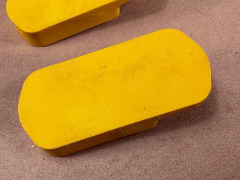 Two Quick Grip Full Face Pads - Accessory for Bar Clamp - part of 40104 + Corner gallery