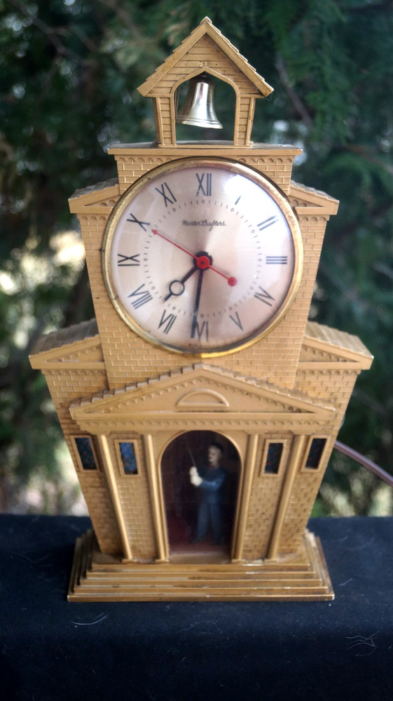 Vintage 1960s Mastercrafters 560 Animated Church Novelty Clock - READ