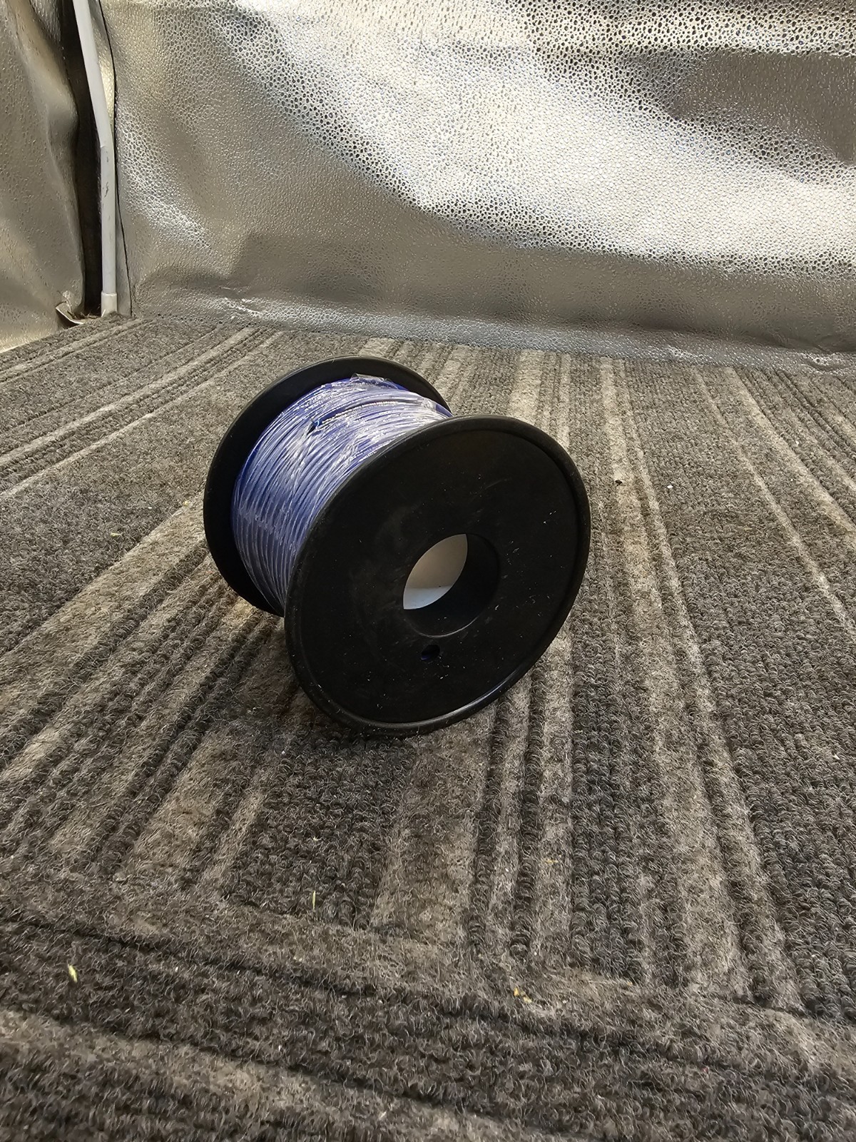 Low Voltage Primary Wire 16AWG 100FT Blue Copper Clad Aluminum gallery