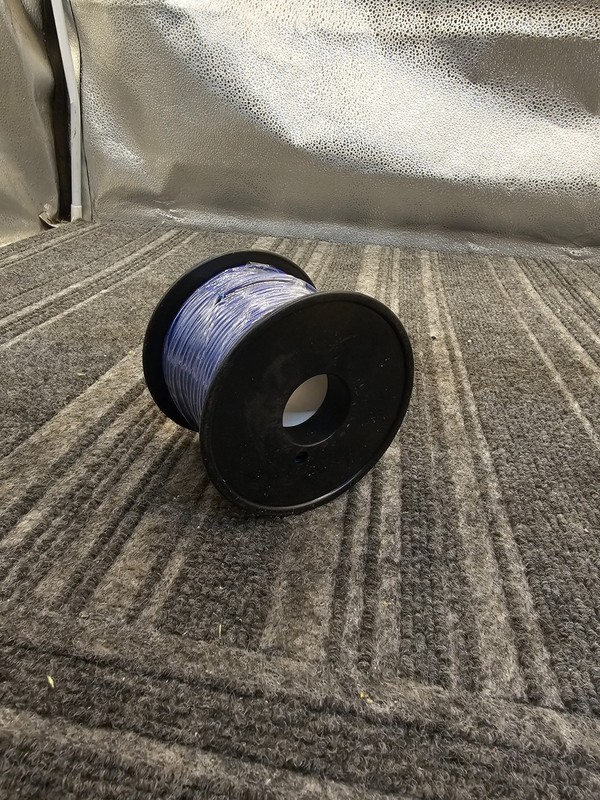 Low Voltage Primary Wire 16AWG 100FT Blue Copper Clad Aluminum gallery