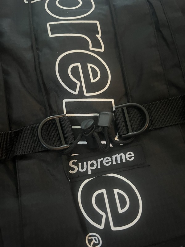Supreme Black Nylon Backpack 15L Zip Closure Logo Padded Adjustable Straps 3