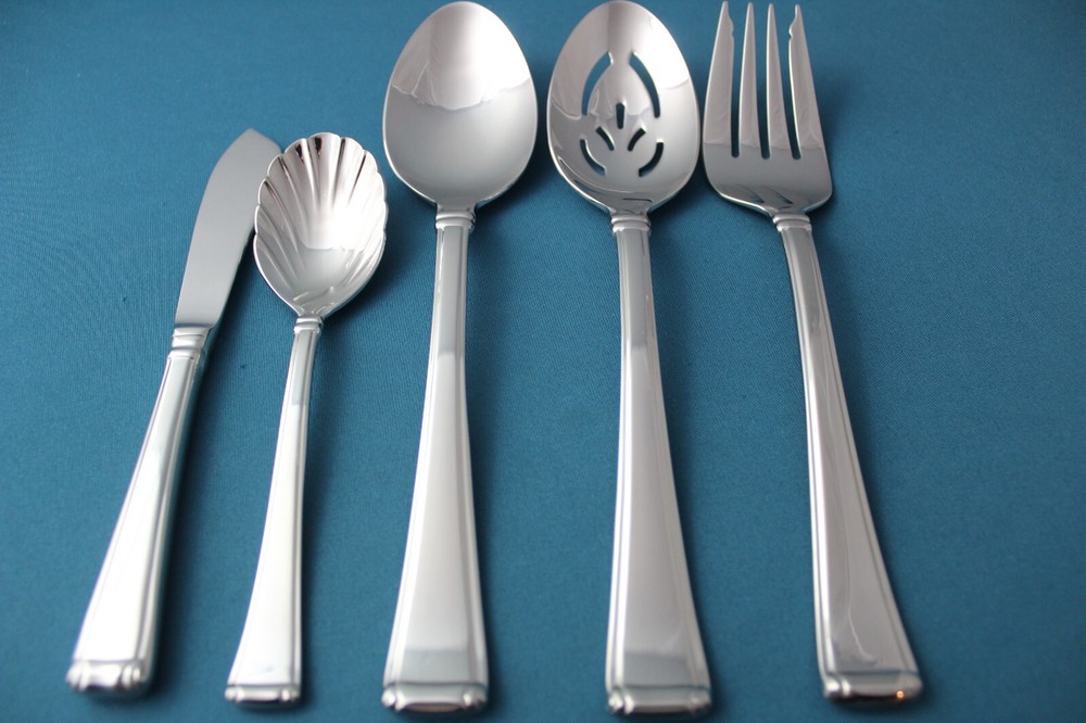 Gorham COLUMN GLOSSY Serving (5pc Set) Tablespoon Pierced Fork 18/10 Vietnam NEW