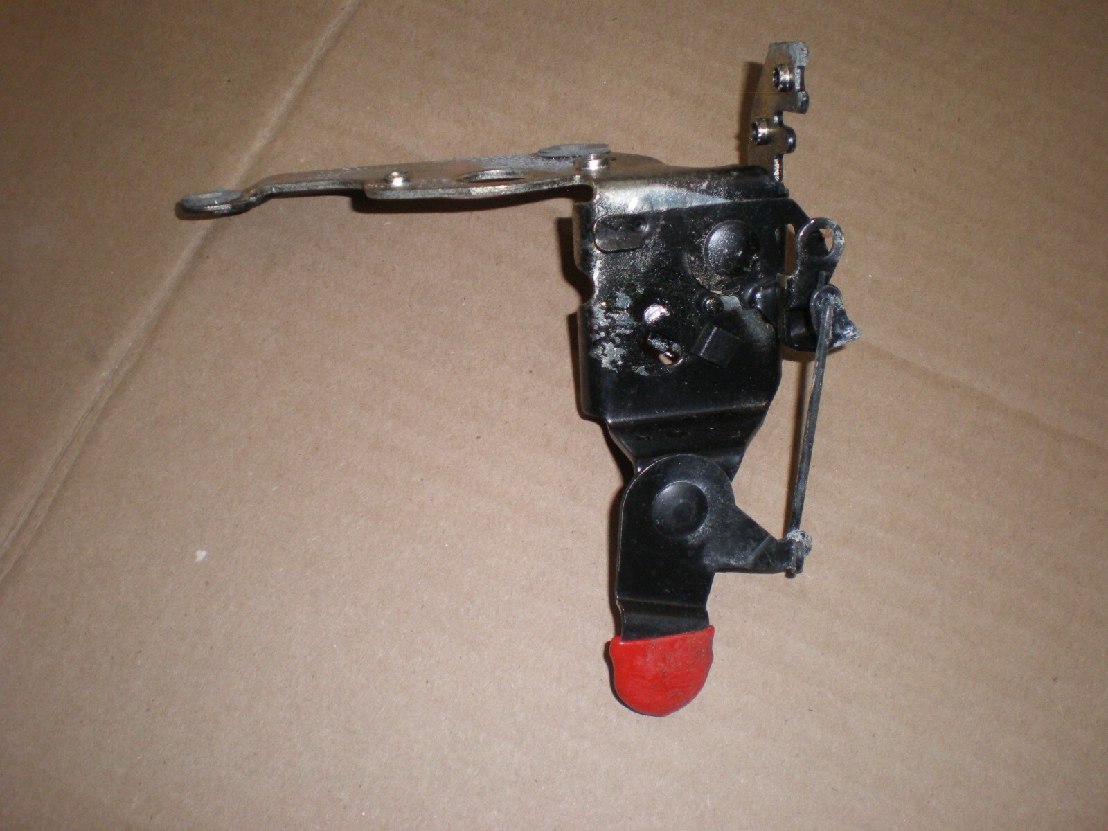 OEM BRIGGS & STRATTON QUANTUM CONTROL BRACKET 690839 power washers, chippers gallery