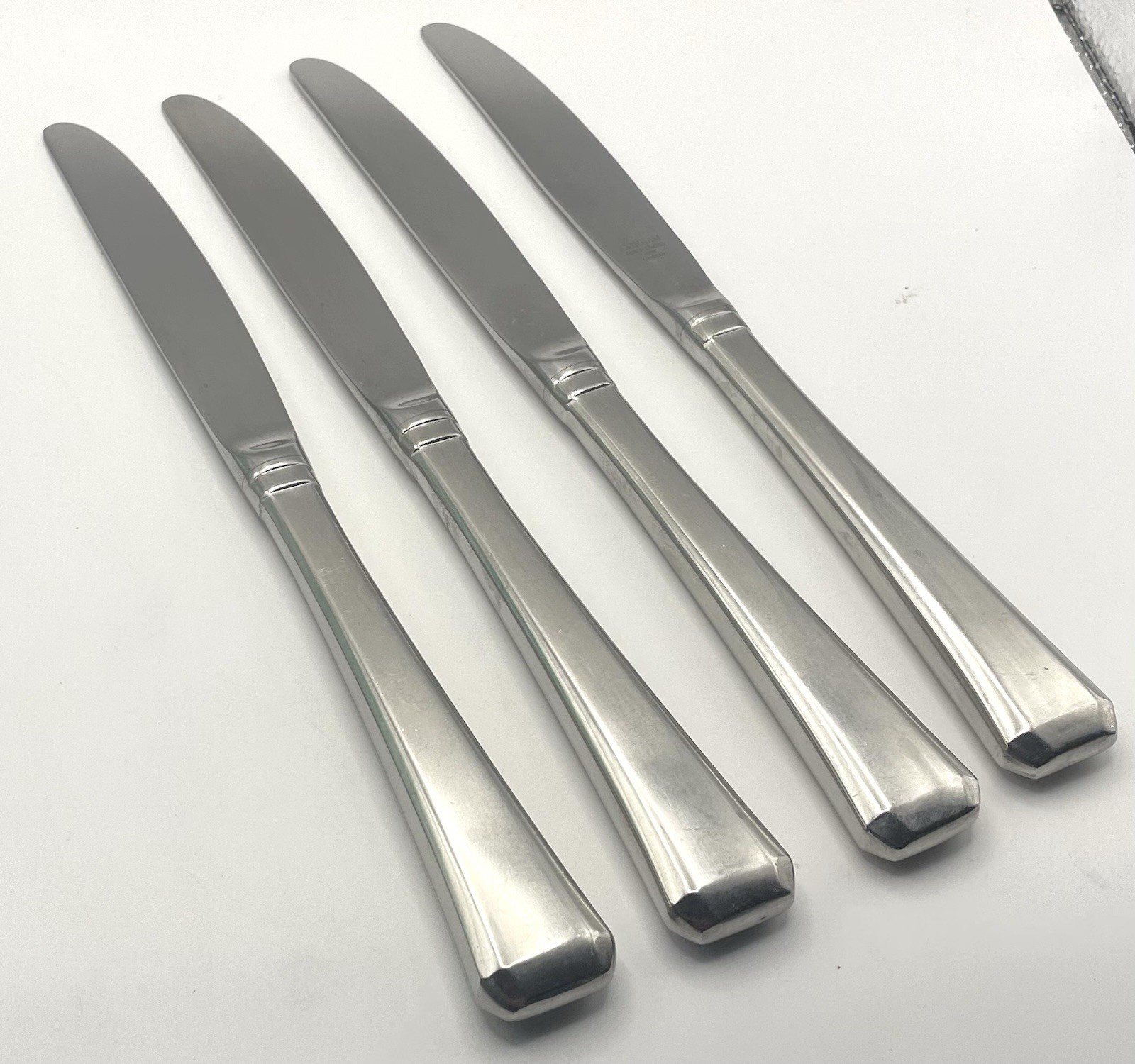 (4) Gorham Design Studios TRISTAN Satin 18-8 Japan Modern Hollow Knife Lot 9.25” gallery