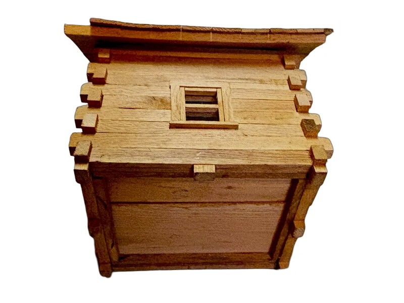 Vintage Primitive Log Cabin Handmade Unique Oak Amish Made Birdhouse WELL MADE gallery