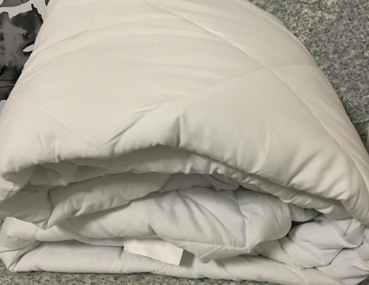 ⚡️Sleep Philosophy Mattress Protector Classic Cloud Quilting White (Twin)🆕AS IS gallery