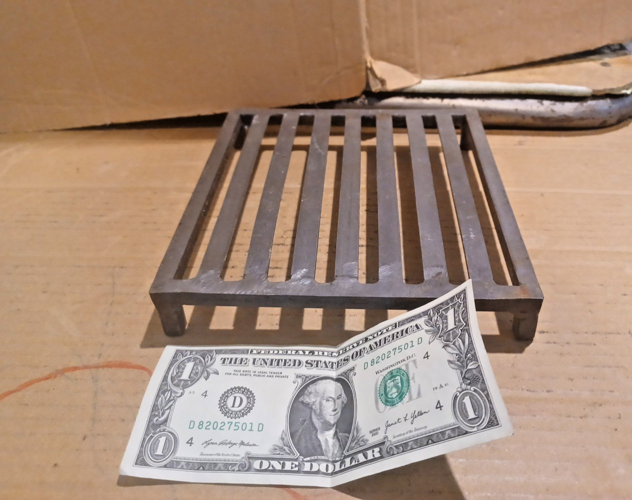 Small Welded Steel BBQ Grill Grate For Camping/Camp Fire Or Use As Pot Trivet gallery