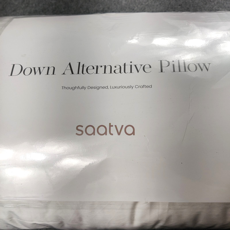 2 Saatva Down Alternative Pillow Queen White Hypoallergenic Plush Organic Cotton gallery